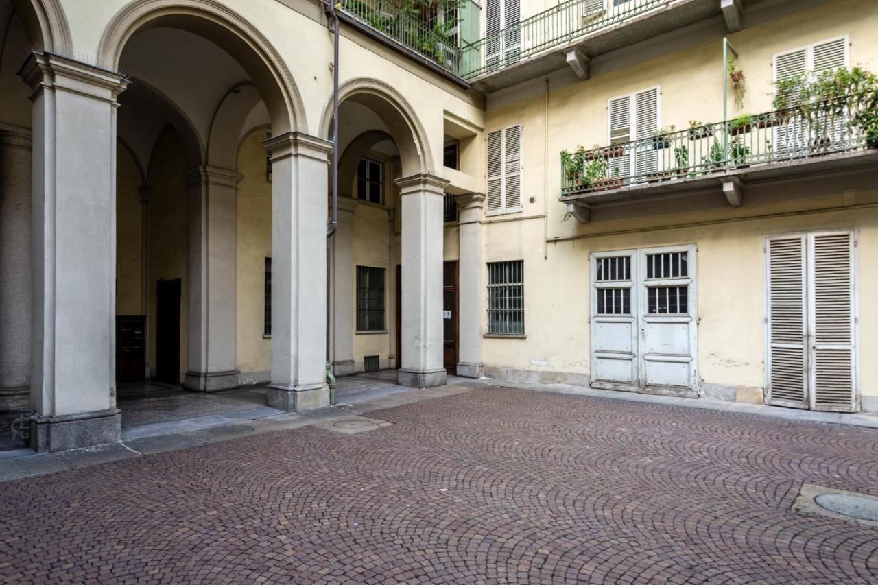 Appartement Moleloca - Sotto Il Portico à Turin Extérieur photo