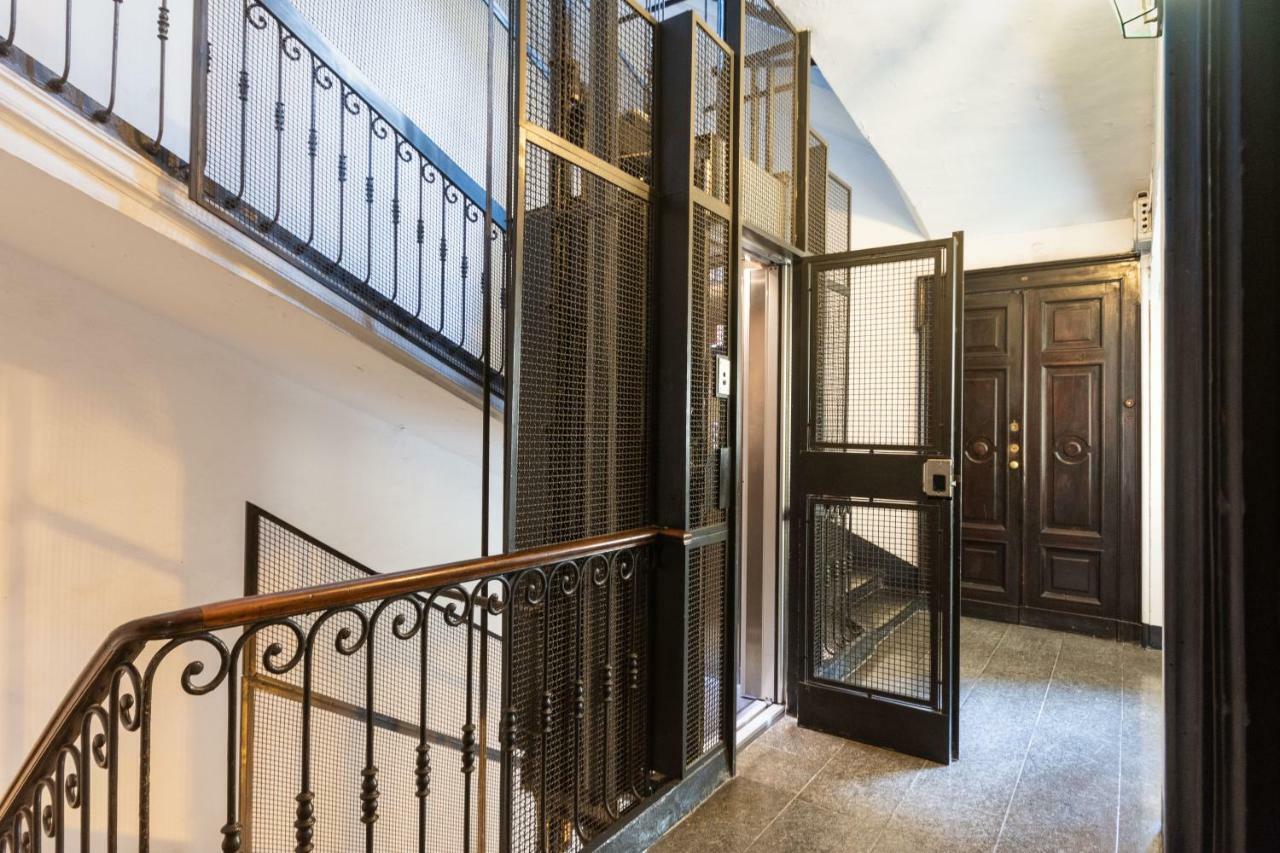 Appartement Moleloca - Sotto Il Portico à Turin Extérieur photo